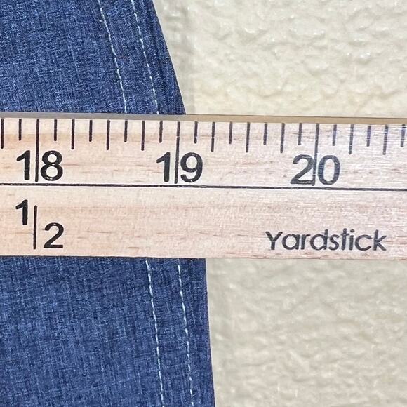 Halcyon Womens Blue Mid Rise Pull On Shorts Size M Stretch-Waist - Picture 9 of 12